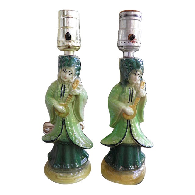 Vintage Shawnee Asian Figural Side Table Boudoir Lamps Ceramic Work - Set of 2 For Sale
