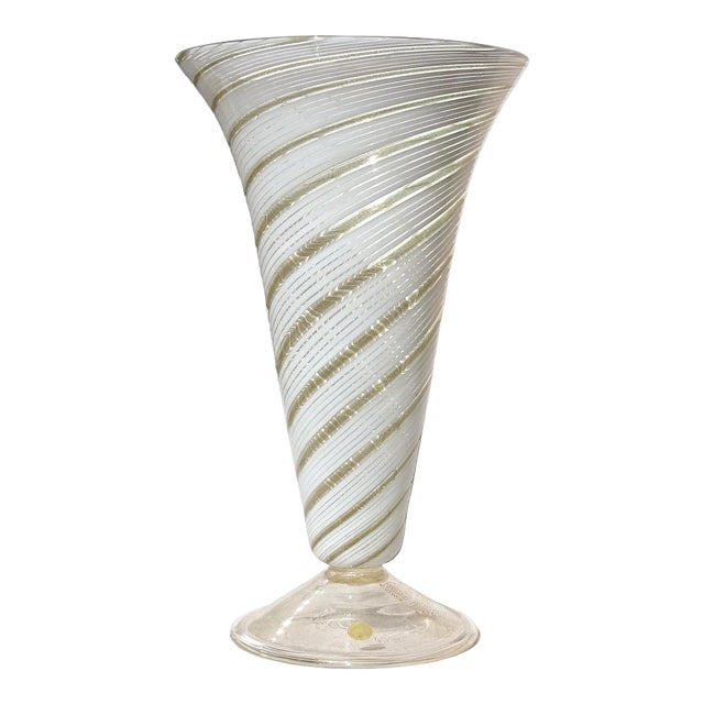Vintage Murano Large White Copper Aventurine Ribbons Italian Art Glass Footed Flower Vase For Sale