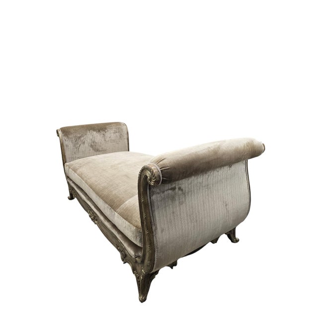 Vintage Marge Carson French Louis XV Style Daybed Newly Reupholstered, Attrbiuted For Sale - Image 10 of 12