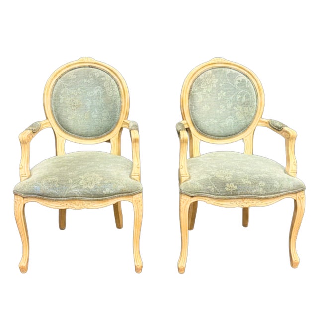 French Louis XVI Style Dining Chairs and Armchairs in Faded Teal Floral Upholstery, 1950s, Set of 8 For Sale - Image 3 of 11