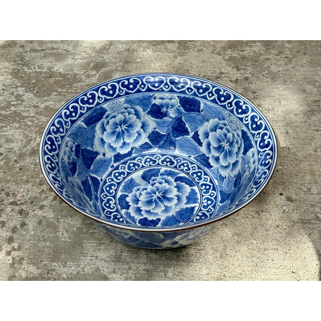 Ceramic Vintage Maitland Smith Blue and White Porcelain Bowl Chinoiserie Floral Large Decorative Singing Bowl For Sale - Image 7 of 12