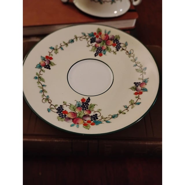 1920s Antique Wedgewood QueensWare Ventnor Soup Cups and Saucers Fruit and Vine's Theme - 8pcs For Sale In Portland, ME - Image 6 of 7