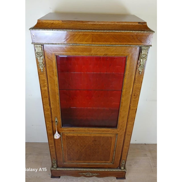 Brown Louis XVI Style Display Case in Marquetry, Late 20th Century For Sale - Image 8 of 11