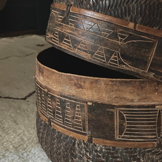 Rare Antique Makhuwa Folk Art Handwoven Mavuku Container, Mozambique For Sale In Philadelphia - Image 6 of 8