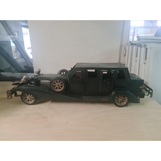 2000s Carro a Escala De Metal Model Car For Sale - Image 6 of 6