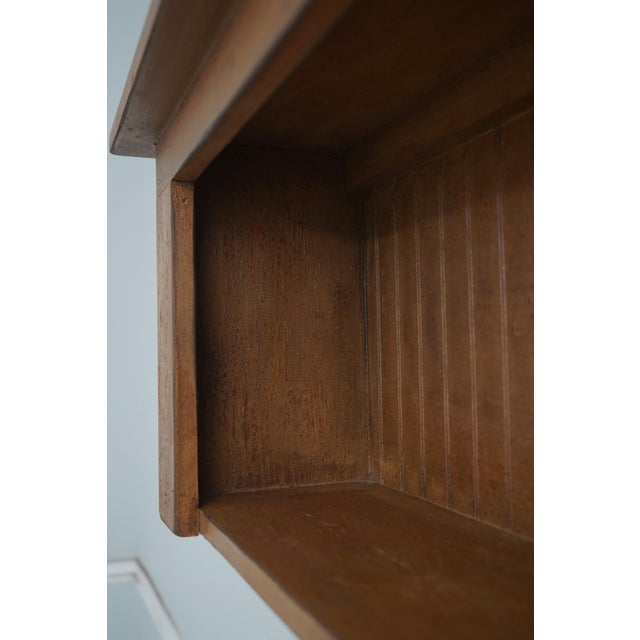 Primitive Country Rustic Painted Finish Hanging Shelf For Sale In Philadelphia - Image 6 of 7