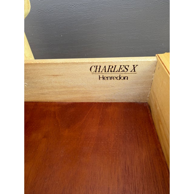 1990s Henredon French Regency Charles X Burl Wood Nightstands, Pair For Sale - Image 10 of 12