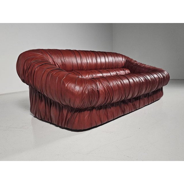 Fantastic and very comfortable Piumina sofa that was designed by De Pas, D’urbino, and Lomazzi and manufactured in Italy...