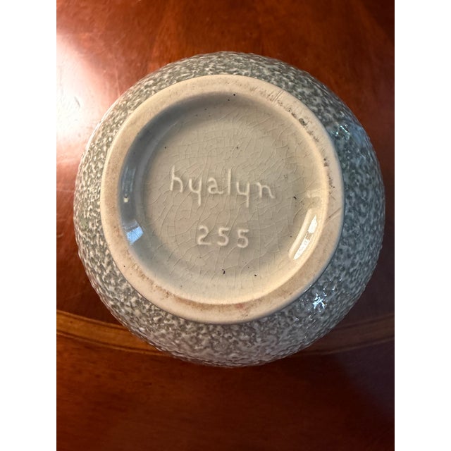 Hyalyn VTG Art Pottery Vase #255 Light Grey Speckle Glaze Planter Vase For Sale - Image 6 of 7