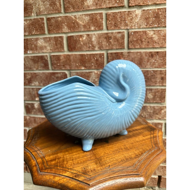 1970s Vintage Porcelain Nautilus Shell Cachepot For Sale - Image 5 of 7