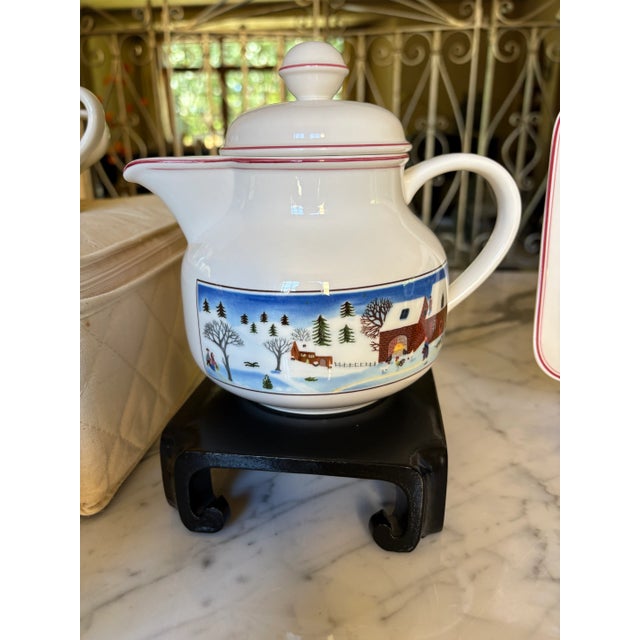 1990's Villeroy and Boch Naïf Christmas Tea, Sandwich, Pastries Sweets Set For Sale - Image 12 of 13