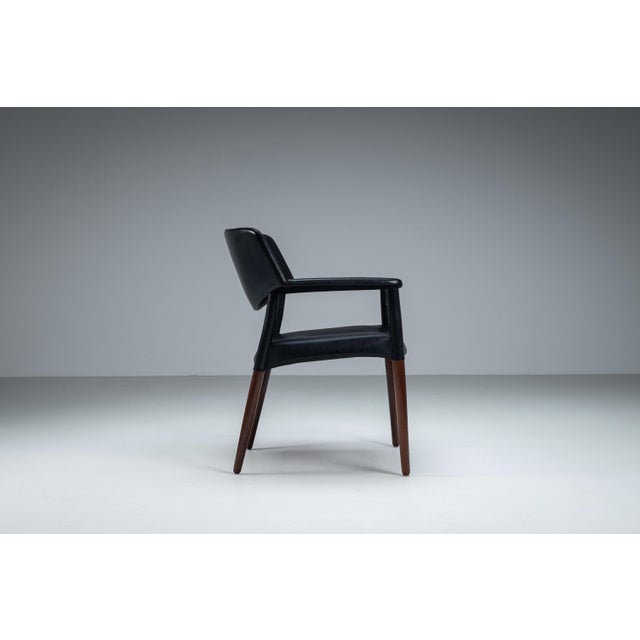 Mid-Century Armchair by Ejnar Larsen & Aksel Bender Madsen for Willy Beck For Sale - Image 4 of 11