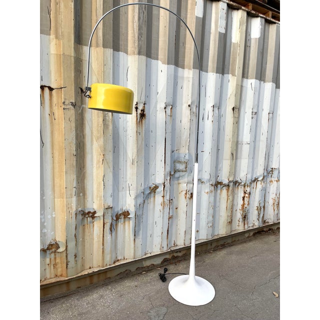 Mid Century Modern Floor Lamp in the Joe Colombo Style. Circa 1970s For Sale In Miami - Image 6 of 12