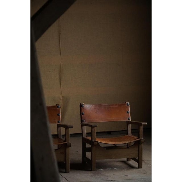 Kaare Klint Mid 20th Century Spanish Brutalist Armchairs in Wood & Leather, 1960s, Set of 2 For Sale - Image 4 of 18