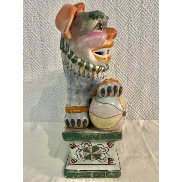 Mid 20th Century Vintage Famille Verte Chinoiserie Porcelain Foo Dog Guardian Lion With Ball For Sale - Image 5 of 12
