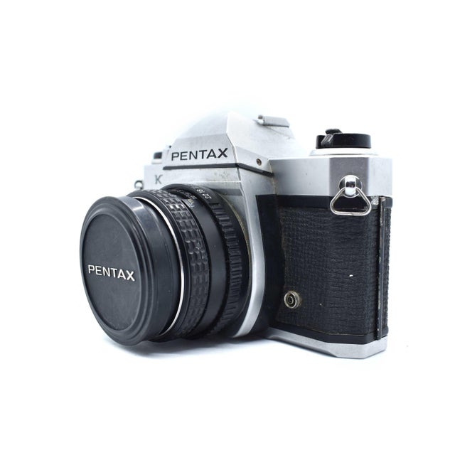 Mid-Century Modern 1990's Pentax K1000 35mm Film Camera With 50mm Lens For Sale - Image 3 of 6
