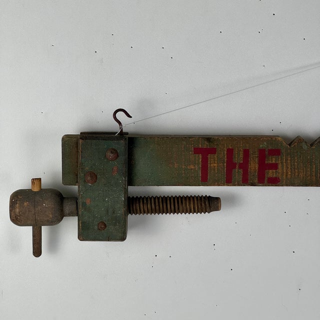 We are huge fans of trade signs and are super excited to have found this lovely double sided vintage carpenter's trade...