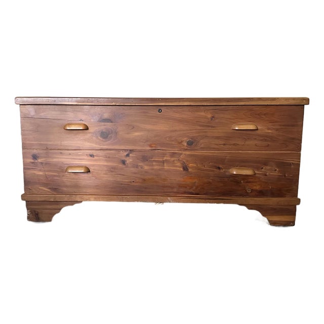 Antique Early 20th Century Rustic Farmhouse or Cabin Cedar Blanket Chest For Sale
