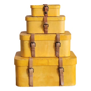 Late 20th Century Global Views Set of 4 Vintage Decorative Boxes For Sale