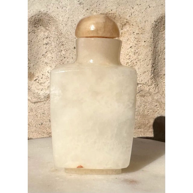 1920s Antique White Jade Art Deco Snuff Bottle With Stopper & Spoon For Sale - Image 5 of 12