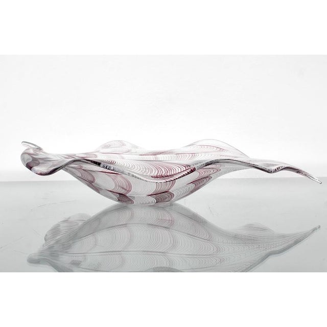 1970s Mid-Century Modern Leaf-Shaped Bowl in Blown Murano Glass by L. Zanetti, 1970s For Sale - Image 5 of 12