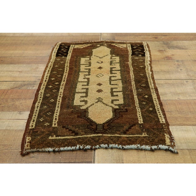 Textile Vintage Turkish Yastik Rug - 01'10 X 03'00 For Sale - Image 7 of 8