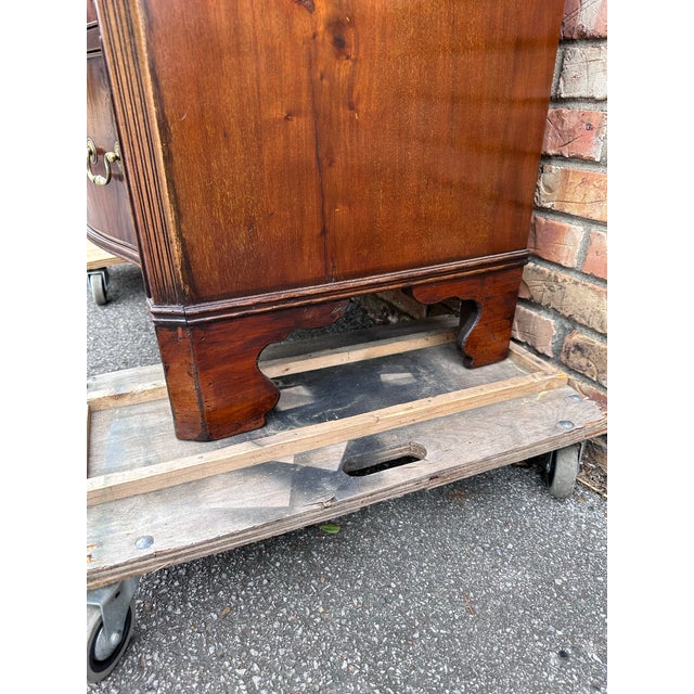 19th Century English Serpentine Front Chest For Sale In Nashville - Image 6 of 12