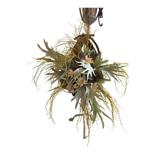 Celestial Meets the Sea Floral Arrangement For Sale