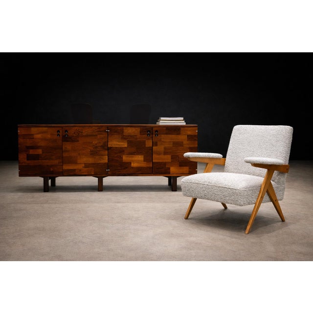 Mid-Century Modern “Z” Armchair in Pau Marfim Wood & Bouclé by José Zanine Caldas, Brazil, 1950s - Lot 376 For Sale - Image 3 of 11