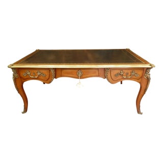 Antique Louis XV Walnut Writing Desk attributed to François Linke, 1920 For Sale