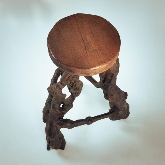 Brutalist Handcrafted Vine Wood and Oak Tripod Bar Stools, France, 1950s, Set of 4 For Sale - Image 16 of 18