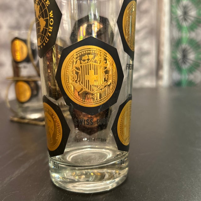 1950s Vintage Coins Around the World Highball Glasses in Original Brass Caddy 7 Pieces Total For Sale In Miami - Image 6 of 10