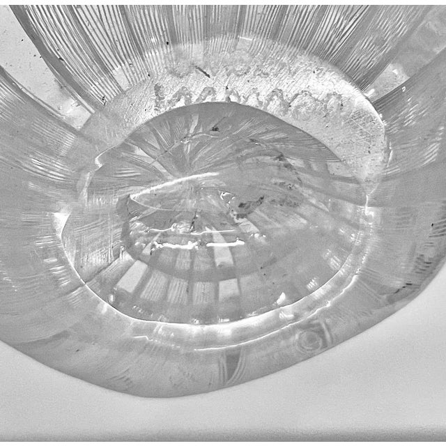 Mid 20th Century Vintage Venini White and Clear Murano Glass Vase For Sale - Image 5 of 6