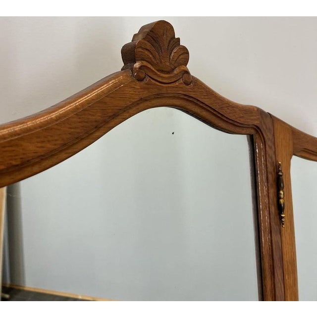 Vintage French Louis Style Oak Dressing Table with Mirror For Sale - Image 3 of 15