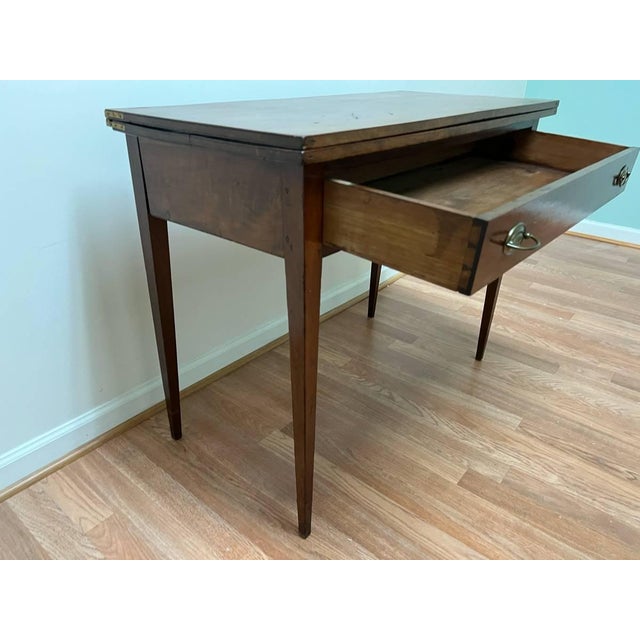 Antique Hepplewhite Style Mahogany Console Opens to Game Table For Sale - Image 4 of 12