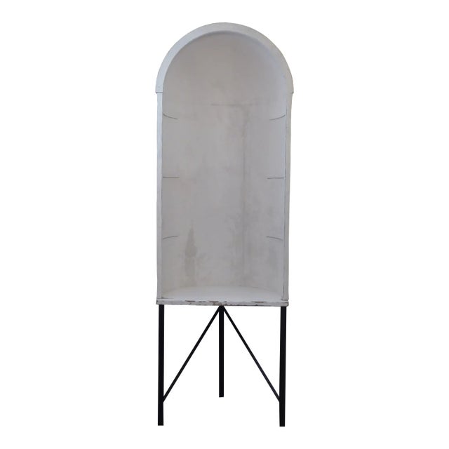 18th Century American Architectural Niche For Sale