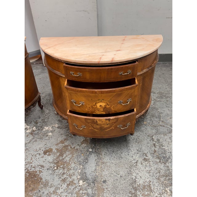 Brown Neoclassical Semicircular Demi-Lune Commode, 19th Century For Sale - Image 8 of 12