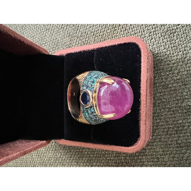 Emerald Bochic "Orient" Sapphire, Emerald & Ruby Cocktail Ring Set 18K Gold & Silver For Sale - Image 8 of 18