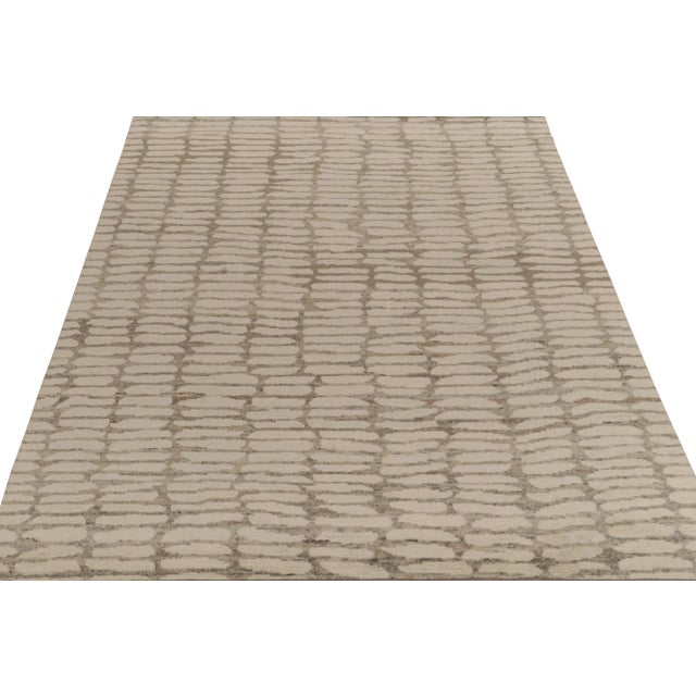 Contemporary Rug & Kilim’s Modern Rug in Gray With White Geometric Patterns For Sale - Image 3 of 8