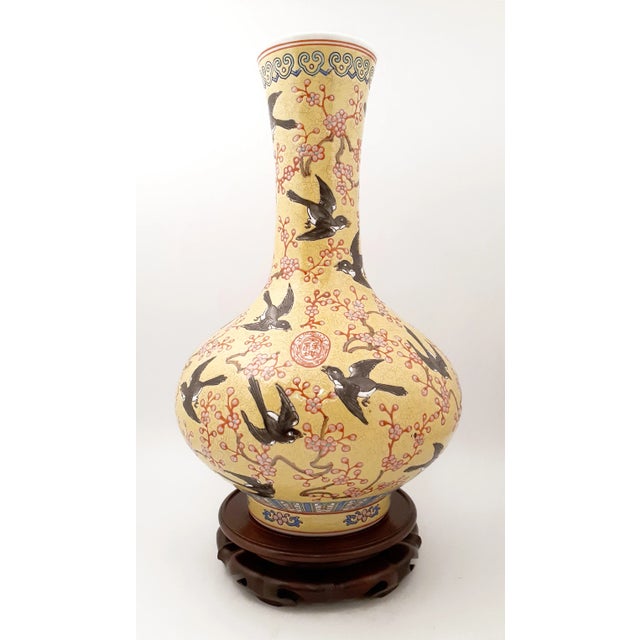 Early 20th Century Chinese Porcelain Da Ya Zhai Tianqiuping Vase For Sale - Image 12 of 12