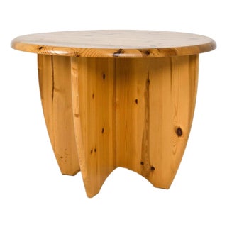 MCM Scandinavian Round Coffee Table in Solid Pine, Rainer Daumiller Style, 1970s For Sale