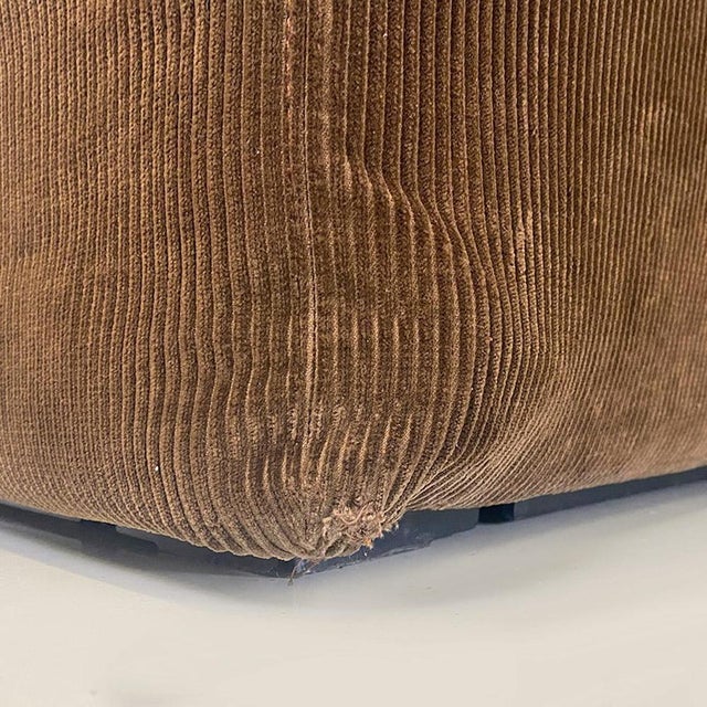 Italian Modular System 61 Sofa by Giancarlo Piretti für Anonima Castelli, 1970 For Sale - Image 9 of 15