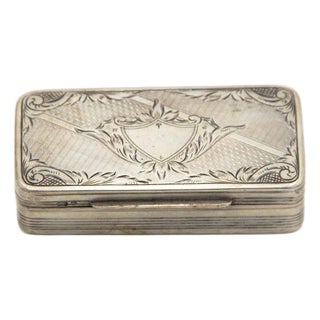 Rectangular Snuff Box in Fluted Silver For Sale