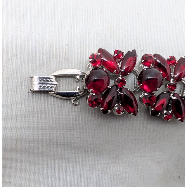 Juliana Vintage Verified Delizza & Elster Faux-Garnet Link Bracelet For Sale - Image 4 of 5
