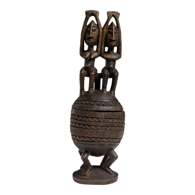20th Century Dark Brown African Hand-Carved Lidded Vessel with Caryatid Figures For Sale