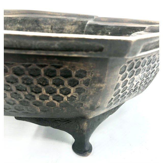 19th Century Meiji Japanese Bronze Vase Tsuiban Angular Form Ikebana Bonsai Tray Jardiniere Antique Vintage Metal Heavy For Sale - Image 4 of 6