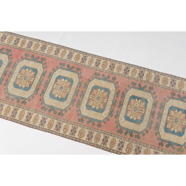 Tan Mid 20th Century Oushak Geometric Anatolian Runner For Sale - Image 8 of 10