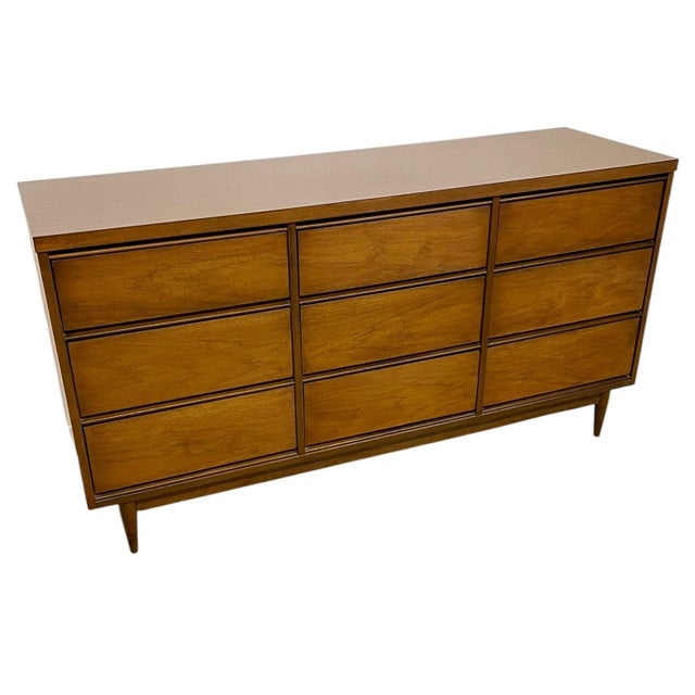 Mid-Century Modern 1970s Mid Century Modern 9 Drawer Lowboy Dresser With Dovetail Drawers and Tapered Legs For Sale - Image 3 of 9
