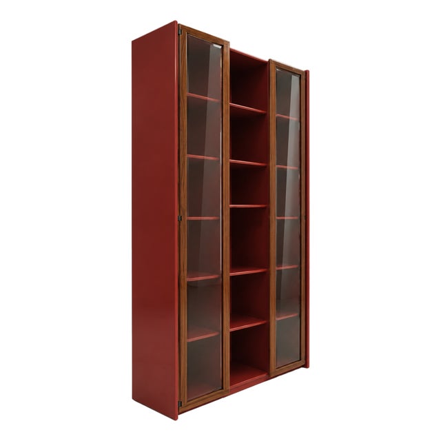 Mid-Century Modern Italian Red Lacquer and Glass Showcase by Afra & Tobia Scarpa, 1960s For Sale