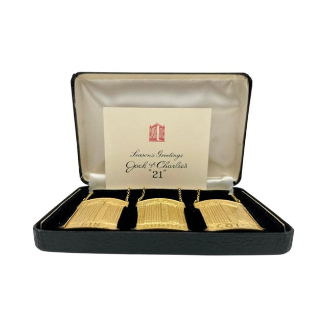 Mid 20th Century The 21 Club Jack & Charlie’s Season’s Greetings Decanter Tags - Set of 3 For Sale - Image 4 of 17